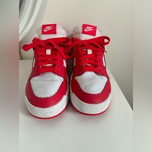 Dunk Low Disrupt ‘Siren Red’